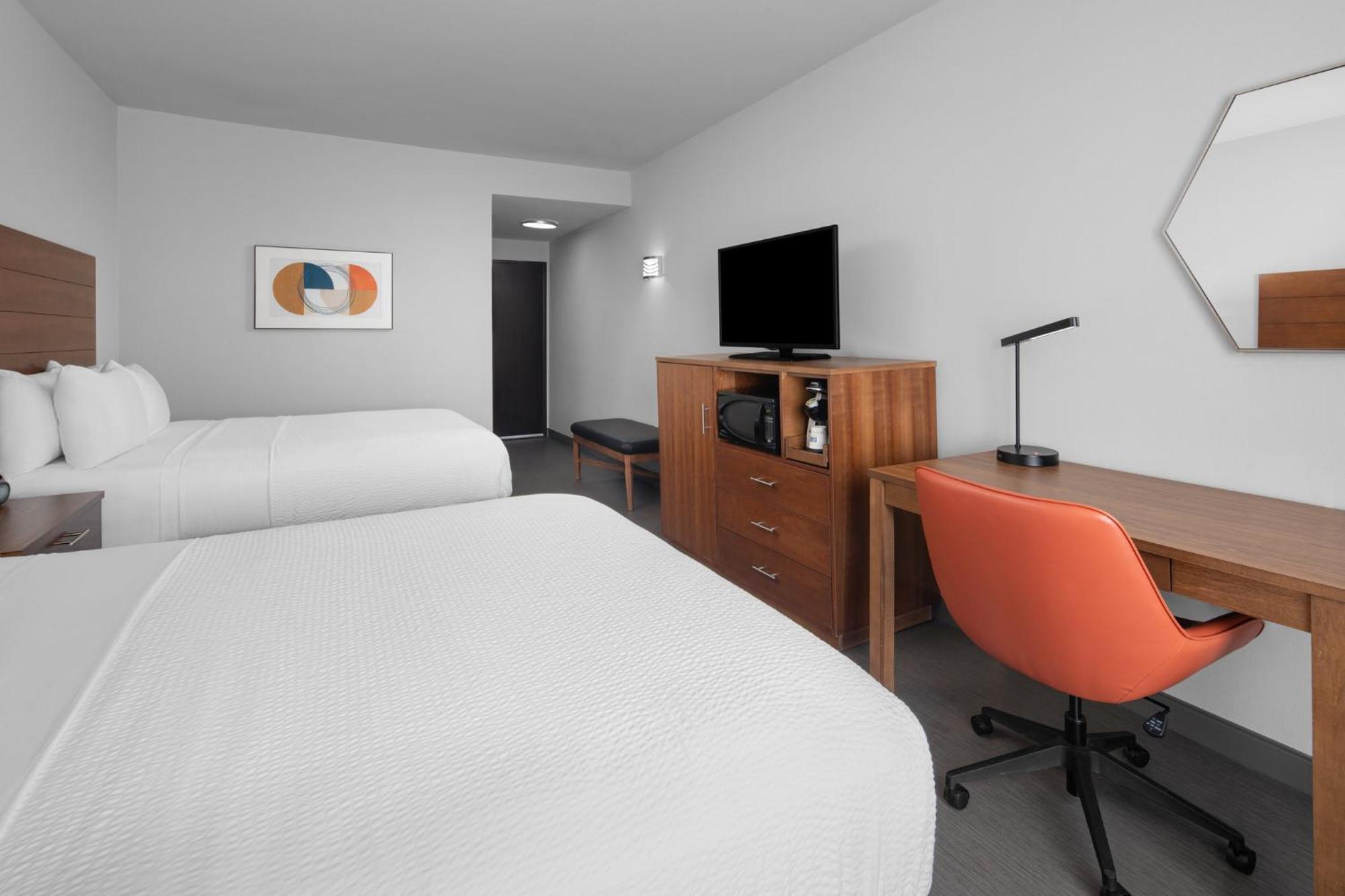 Holiday Inn Express & Suites Midland South I-20 By Ihg Exterior foto